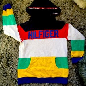 TOMMY HILFIGER block print boy’s hoodie size large 12-14